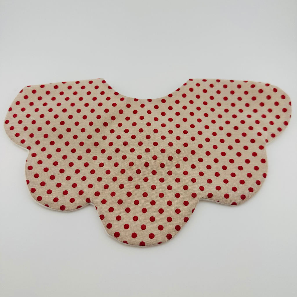 Scalloped Baby Bib – Beige and Red Polka Dot Print
