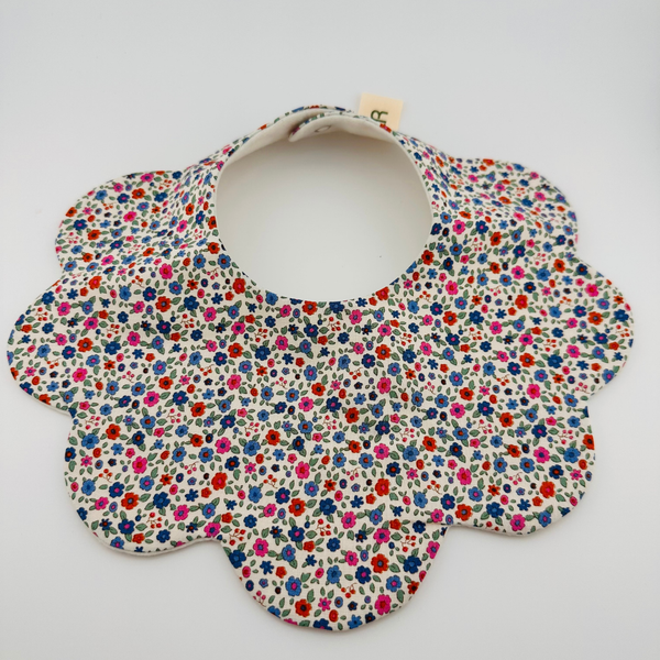 Scalloped Baby Bib – Red, Blue and Pink Ditsy Print