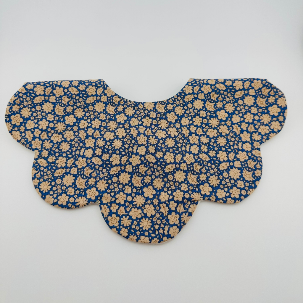 Scalloped Baby Bib – Blue and Beige Floral Print